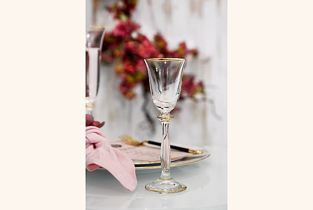 Eleganckie kieliszki do likieru New York-NYD