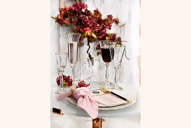 Eleganckie kieliszki do likieru New York-NYD